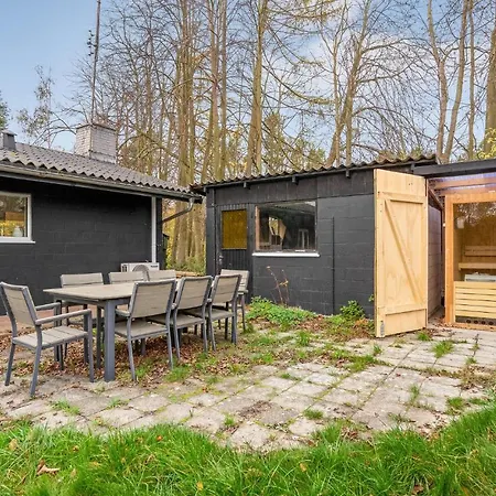 Three-bedroom In Idestrup Casa de Férias Bøtø By