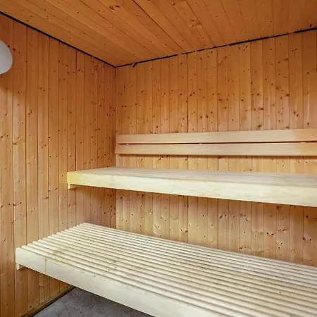 Three-bedroom In Idestrup Σπίτι διακοπών *